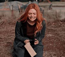 Wanda Crying GIF .